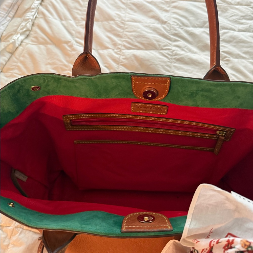 Dooney and Bourke Florentine Russell Tote Bag in Natural - Picture 10 of 16